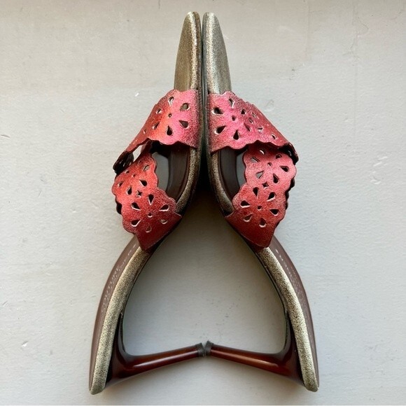 Couture by Donald J. Pliner Distressed Red Leather Heeled Slide Sandal Women 7.5 - Picture 4 of 13